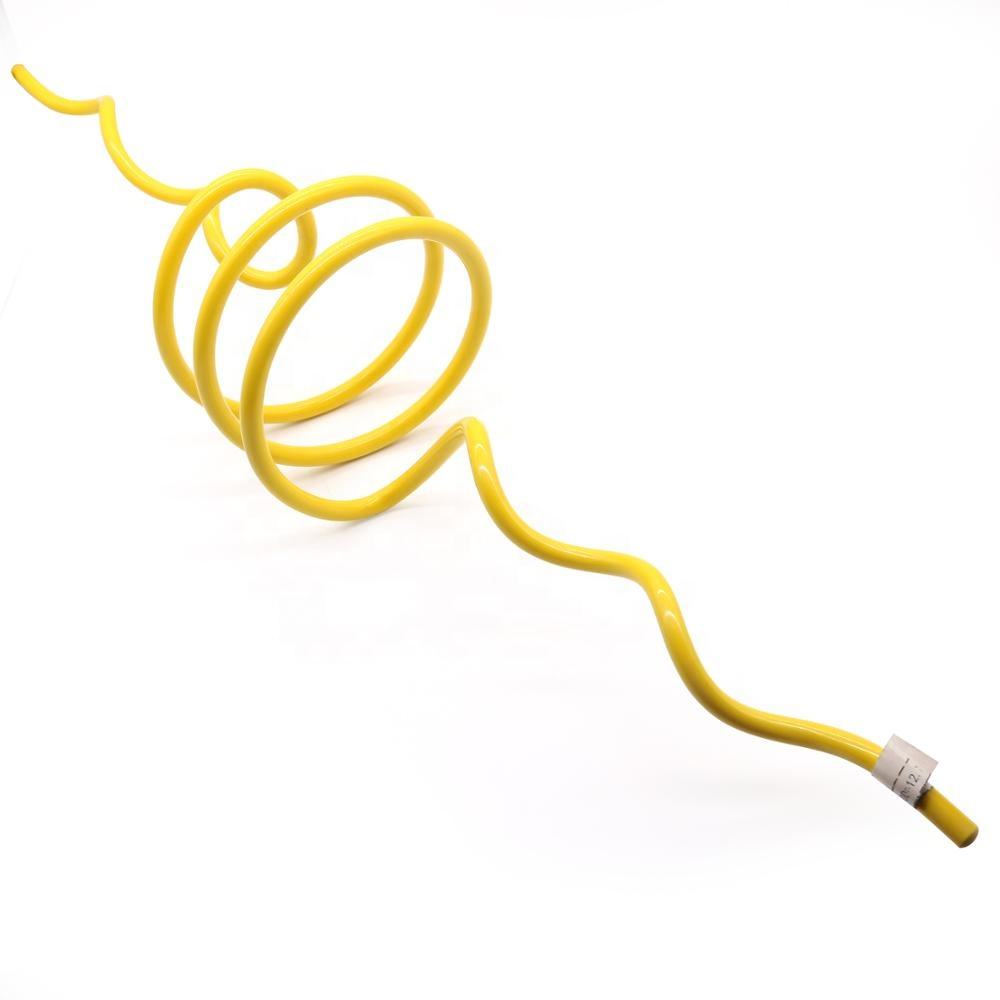 Helical bird diverter installed on conductor