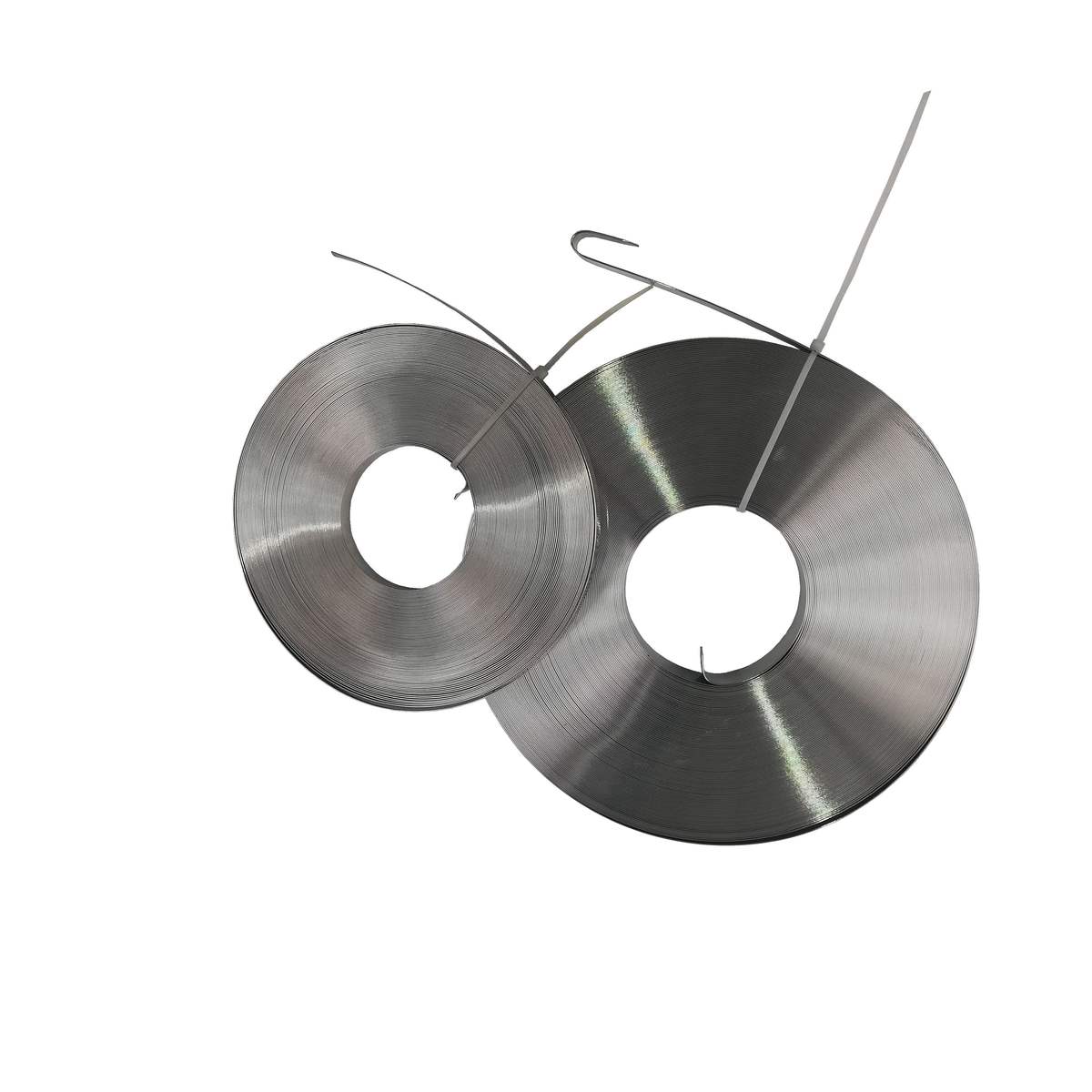 High tensile and breaking strength Excellent corrosion and abrasion resistance Suitable for harsh outdoor environments Available in SS 201, 304, and 316 grades Multiple widths and thickness options Compatible with stainless steel buckles and clips